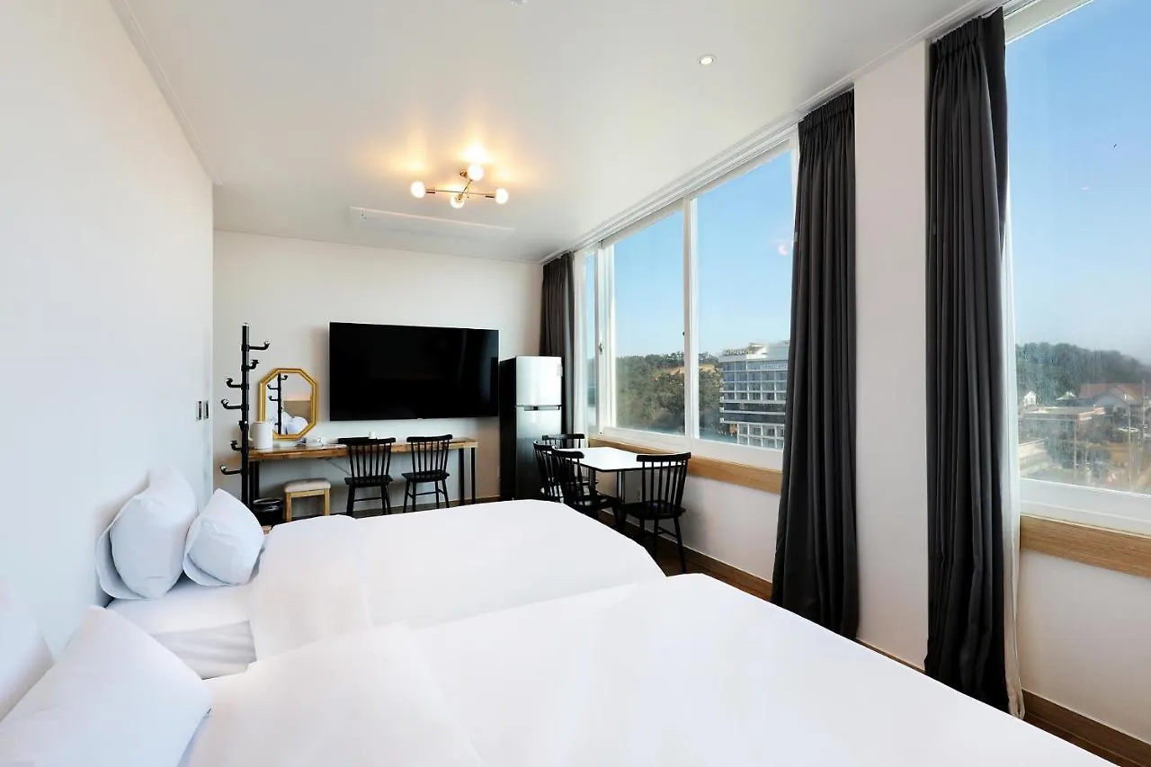 Incheon The Rest Hotel 4*,