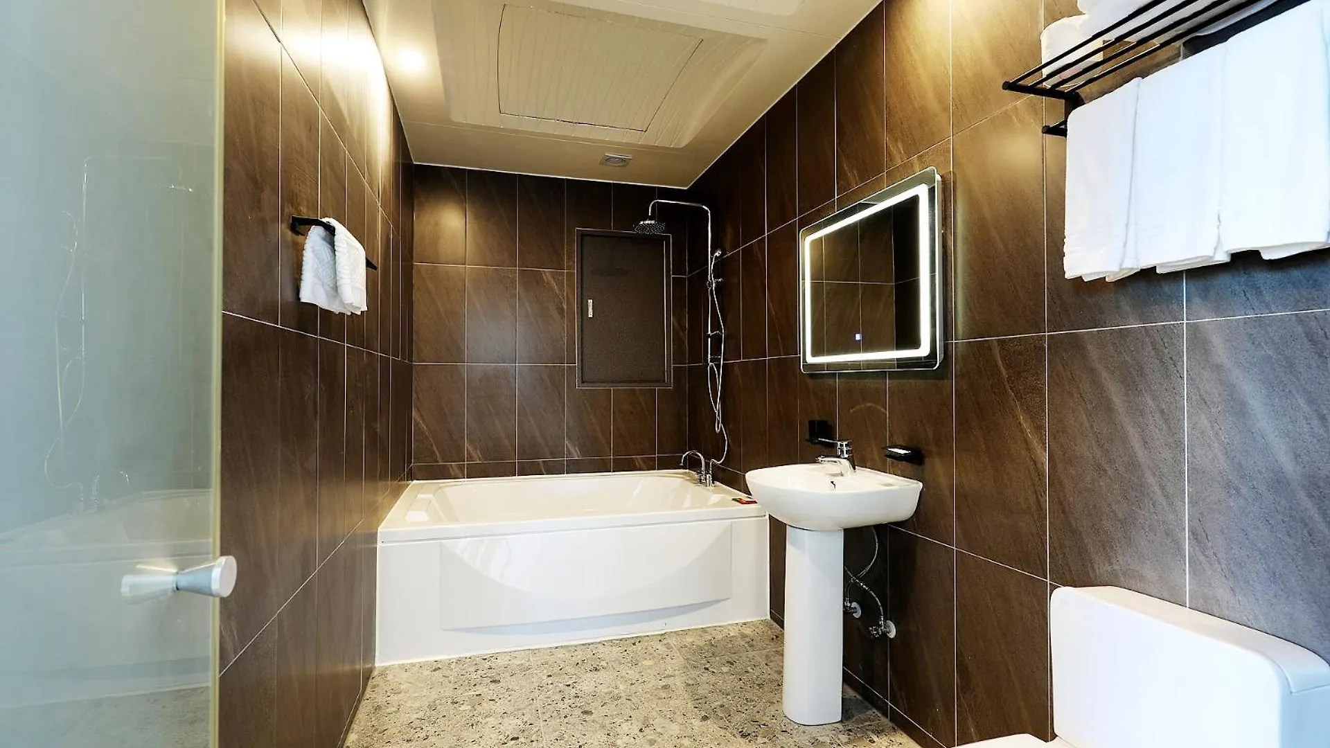 Incheon The Rest Hotel