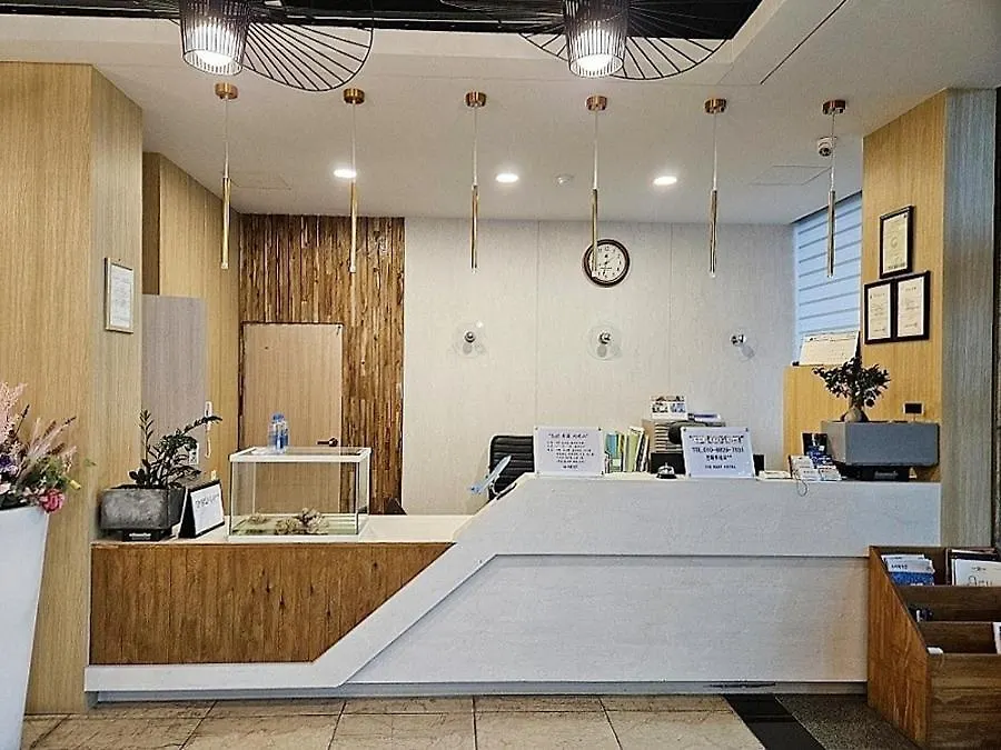 Incheon The Rest Hotel 4*,