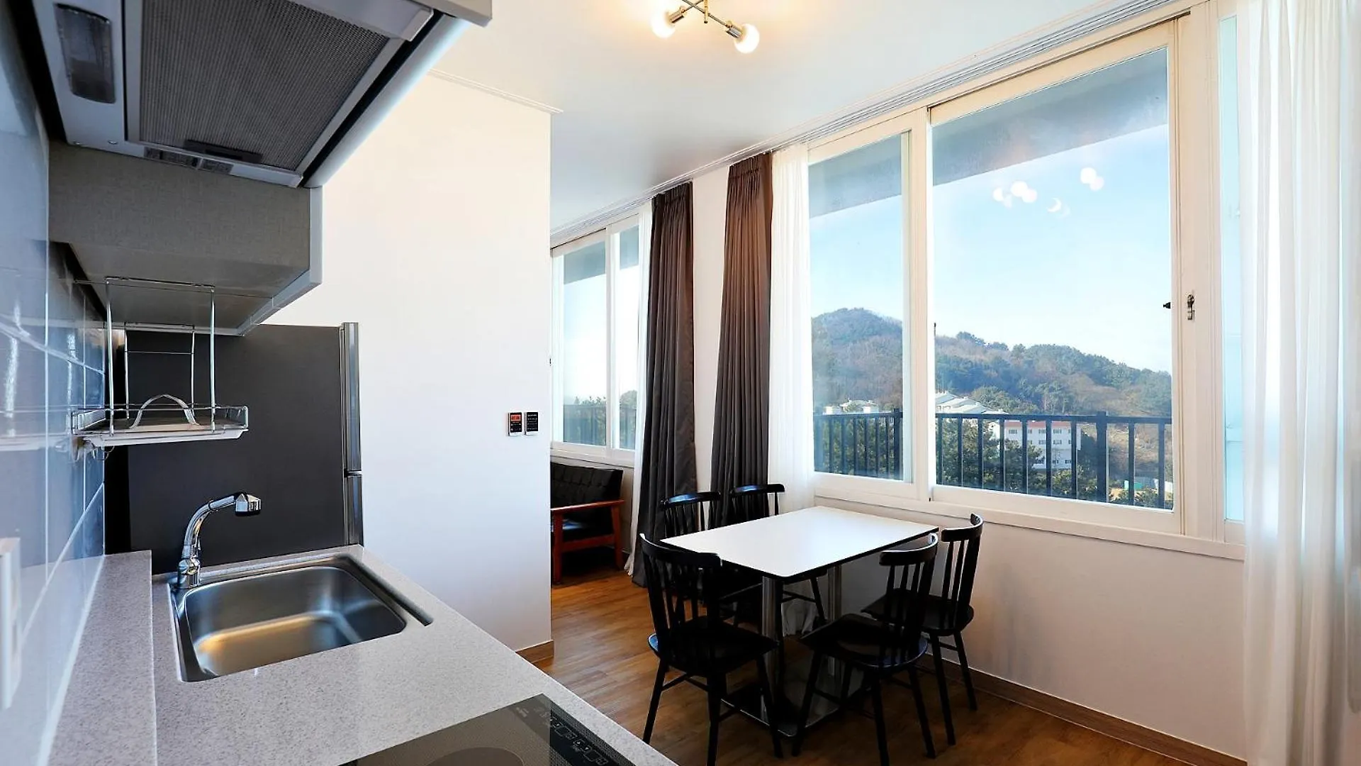 ****  Incheon The Rest Hotel South Korea