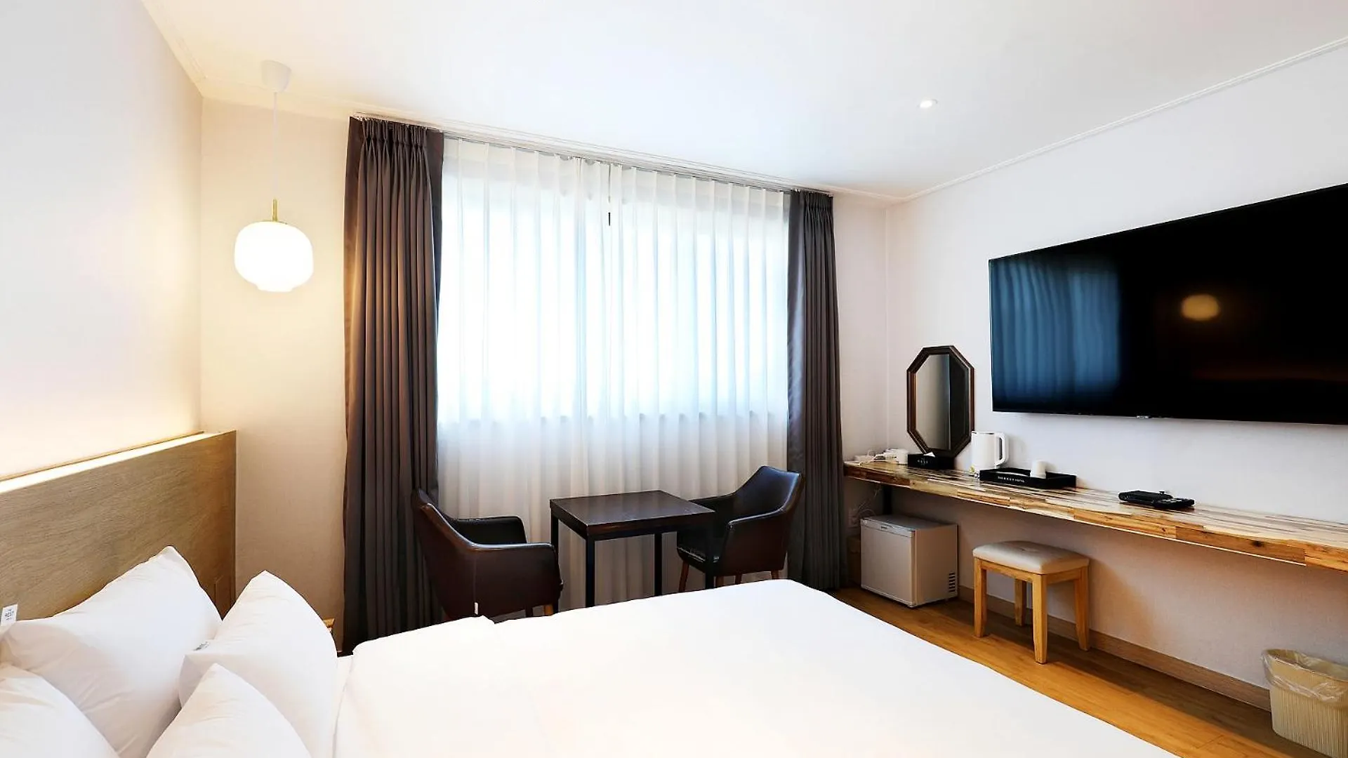 ****  Incheon The Rest Hotel South Korea
