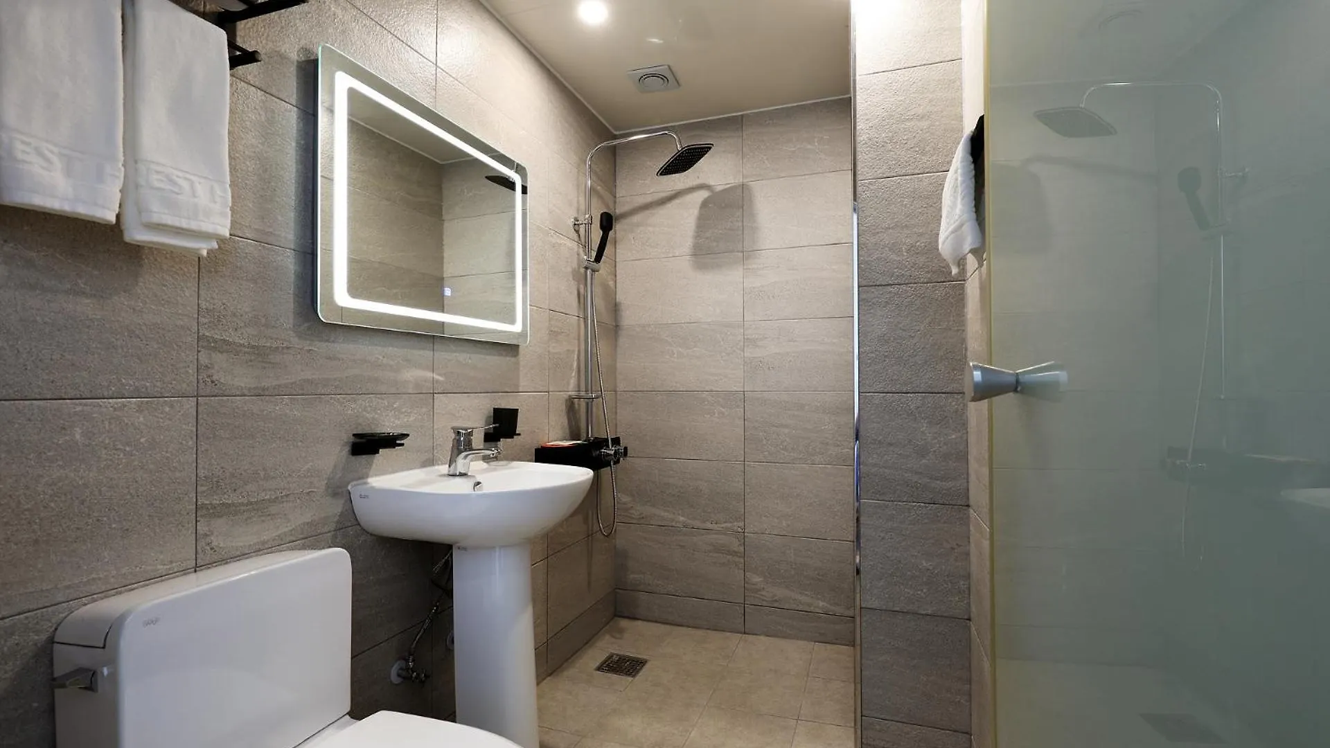 Incheon The Rest Hotel