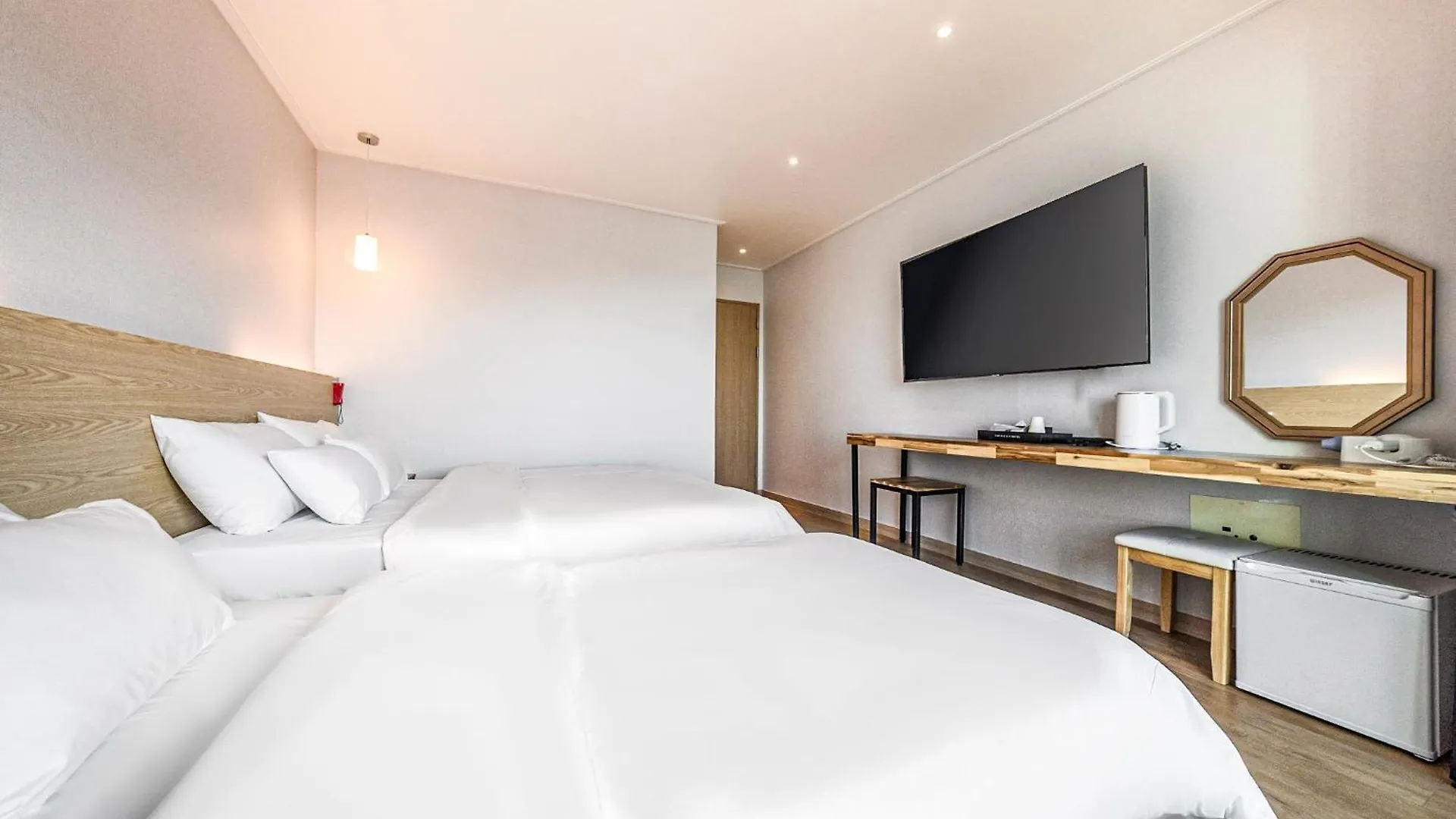 ****  Incheon The Rest Hotel South Korea