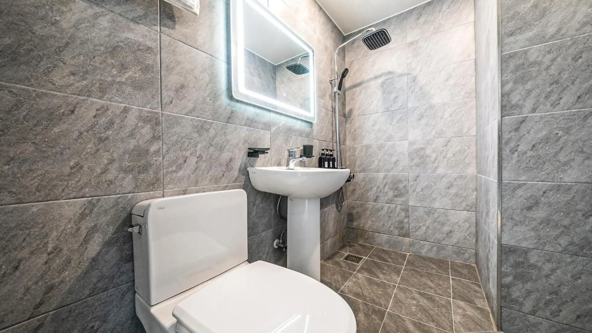 Incheon The Rest Hotel