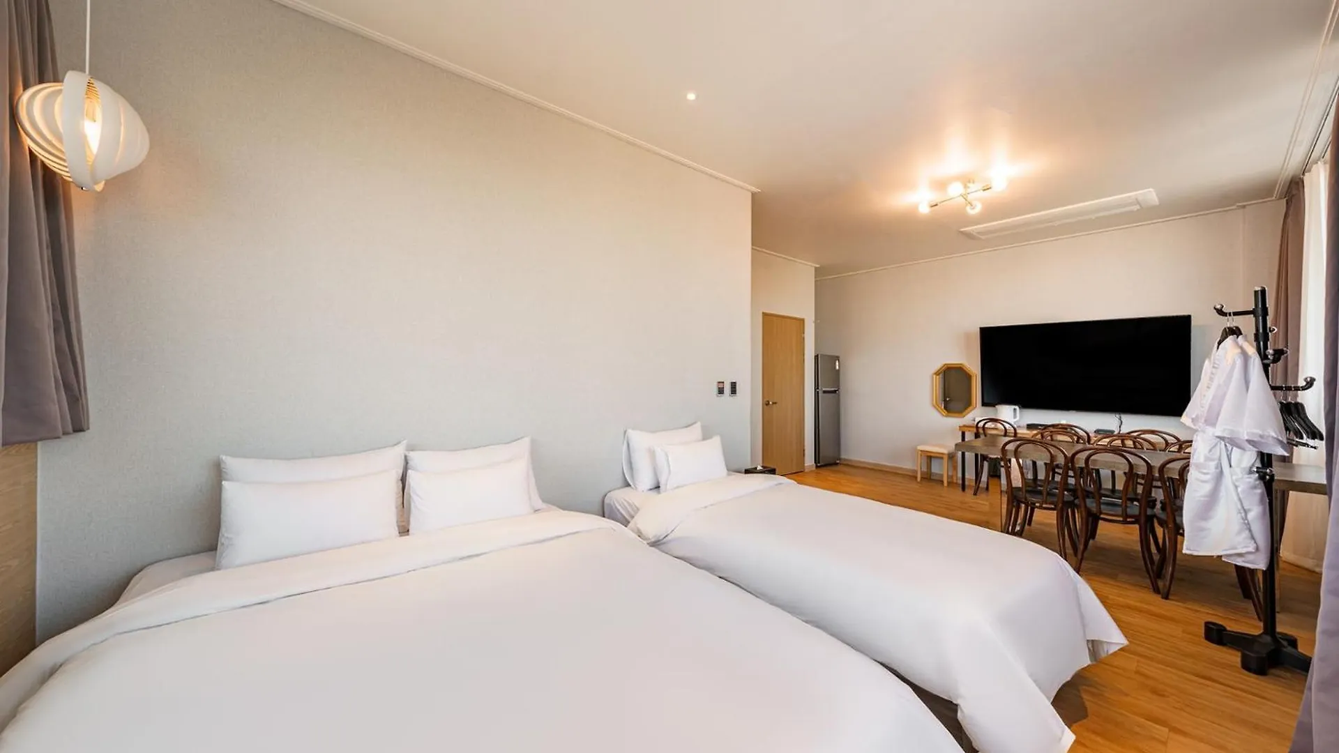 Incheon The Rest Hotel 4*,