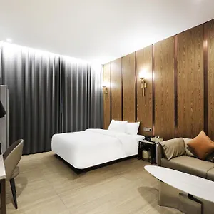 3* Hotel Airport Queen