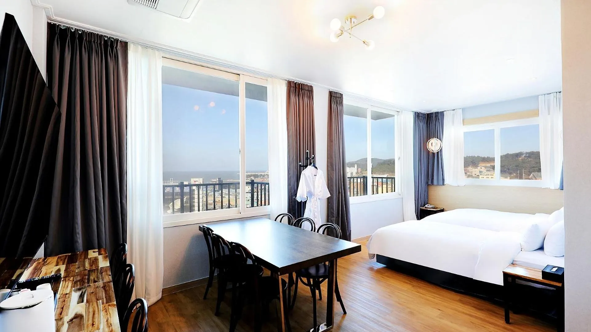 ****  Incheon The Rest Hotel South Korea