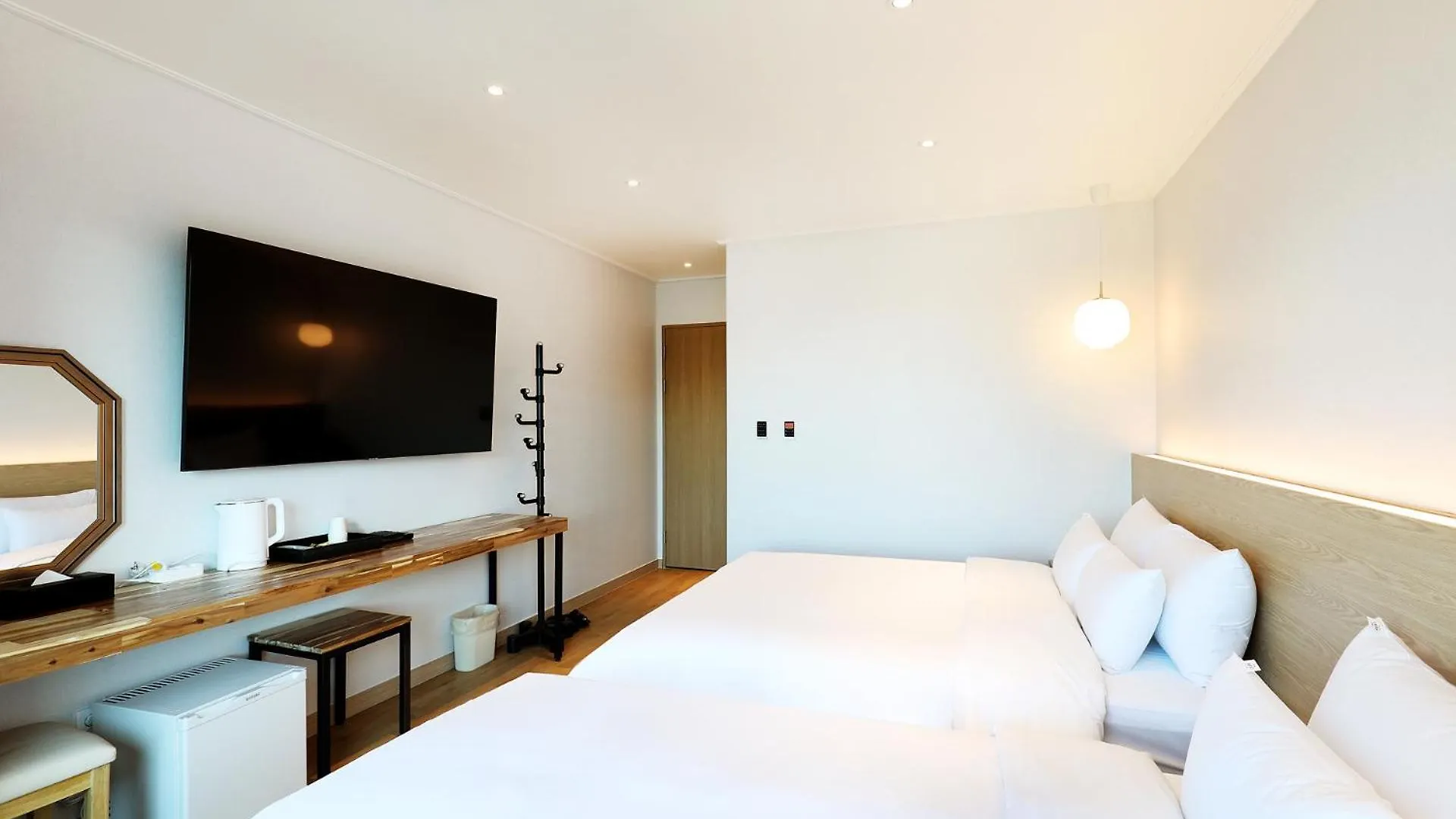 Incheon The Rest Hotel 4*,  South Korea